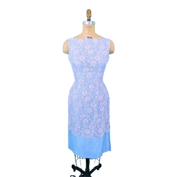 Vintage 1950s Pink Blue Lace Sheath Cocktail DressW 25"